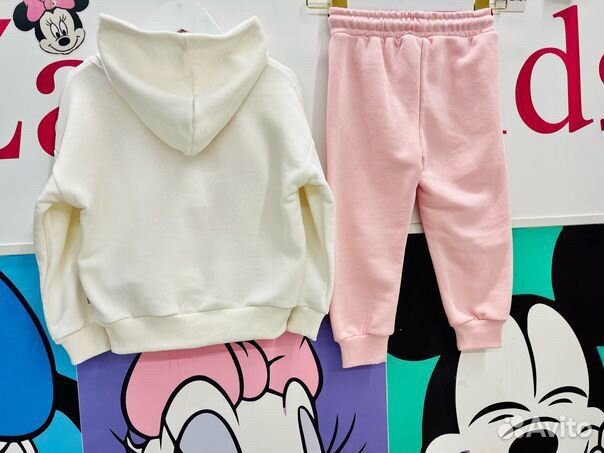 Спортивный костюм