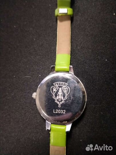 Часы женские Gucci