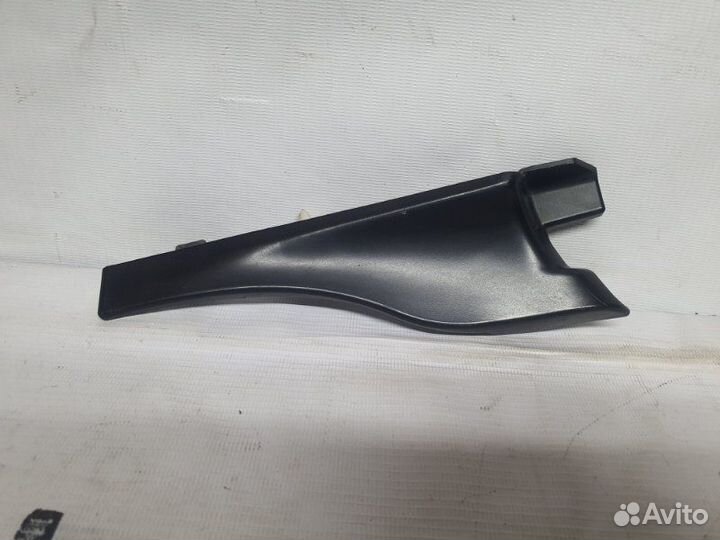 Накладка (петли капота) левая Рено Logan седан