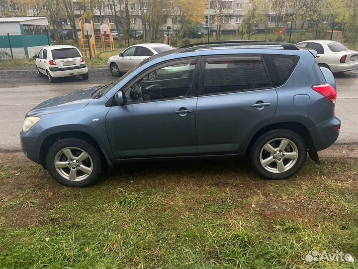 Toyota RAV4 2.0 AT, 2006, 208 400 км