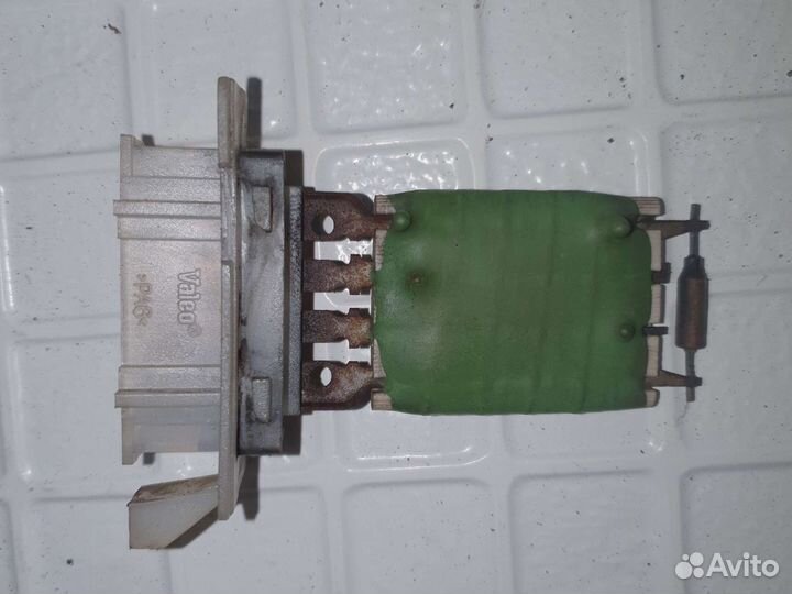 Резистор печки рено логан 1