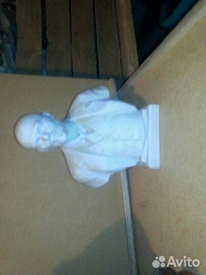 Бюст Ленина СССР