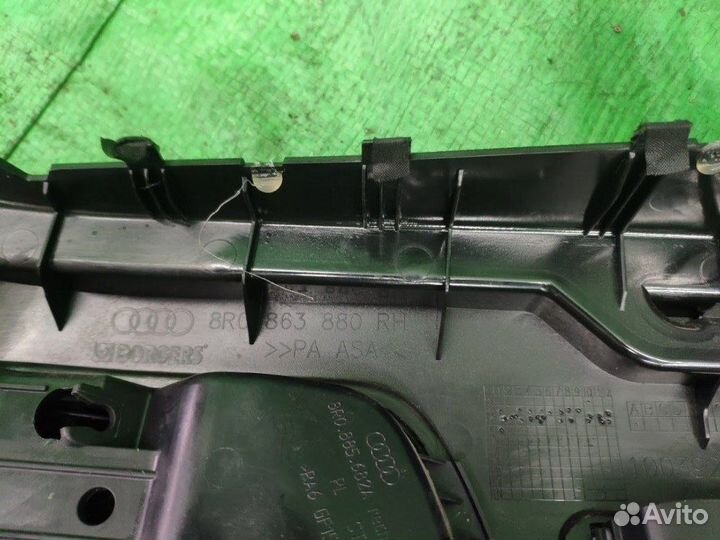 Обшивка багажника задняя правая Audi Q5 2008-2017