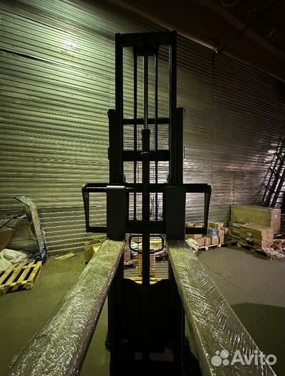 Штабелер гидравлический с электроподъемом