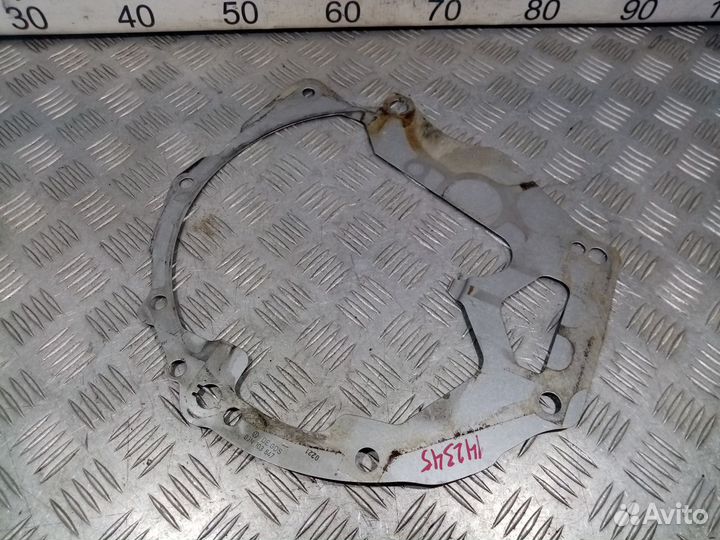 Б/У Пыльник маховика#001