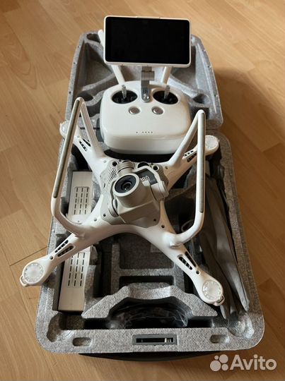Dji phantom 4 pro plus