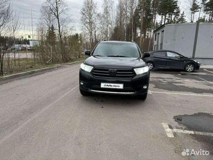 Toyota Highlander 3.5 AT, 2012, 266 800 км