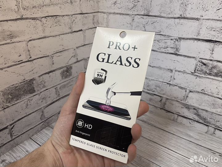 Защитные стекла на все модели iPhone