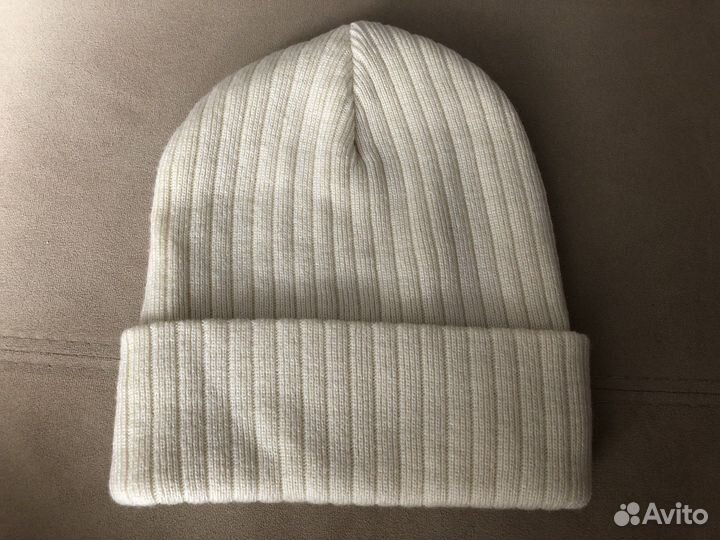 Шапка новая