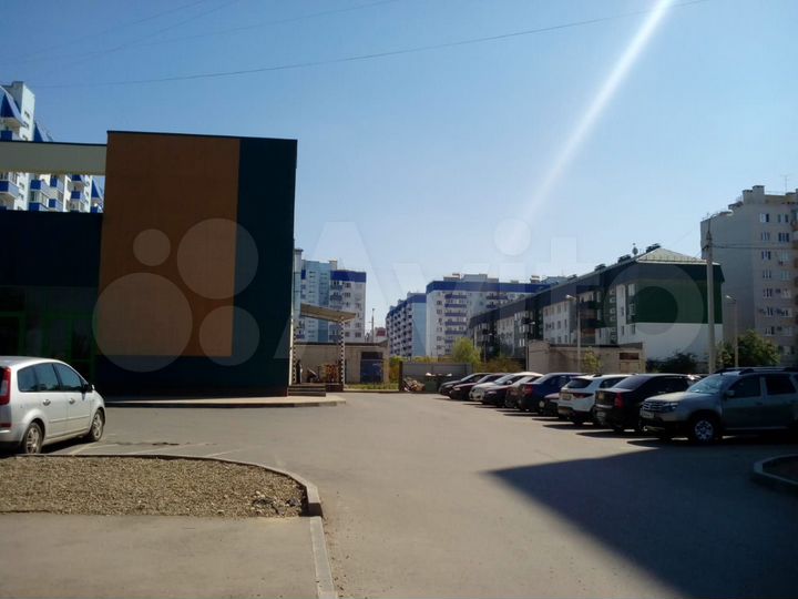Помещение свободного назначения, 400 м², 1200 м²