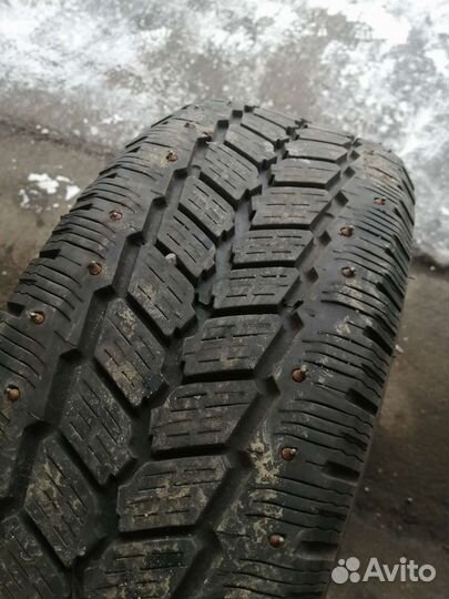 Michelin Agilis 81 Snow-Ice 215/70 R15