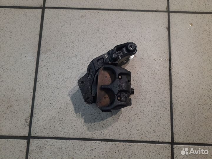 Суппорт задний Honda gl1500 gold wing