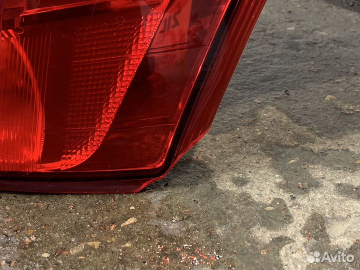 Ford Focus 3 - Фонарь задний правый