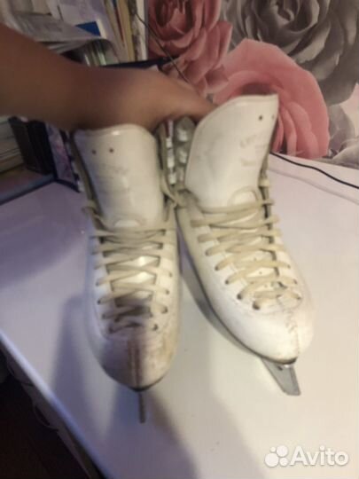 Коньки фигурные