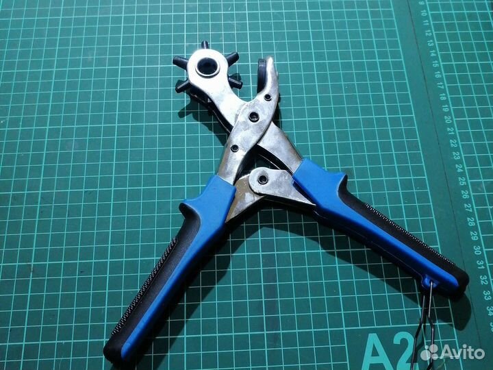 Револьверный пробойник,дырокол,фигурный