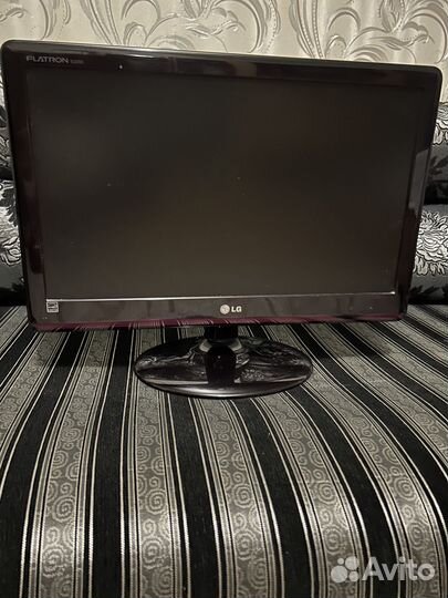 Монитор LG