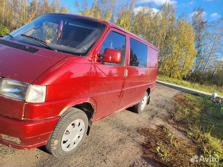 Volkswagen Transporter 2.4 МТ, 1995, 300 000 км