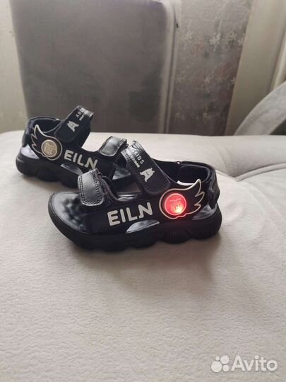 Сандалии детские