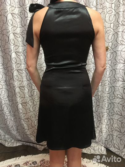 Женское вечернее платье