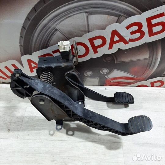 Педальный узел Nissan Almera G15 седан 2014