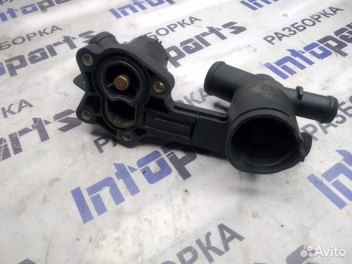 Корпус термостата Skoda Yeti 5L 1.2 TSI cbzb 2010