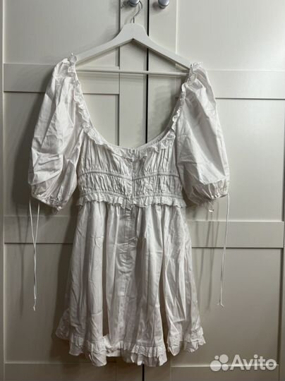 Новое белое платье