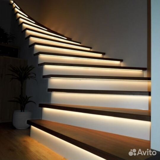Автоматическая подсветка лестницы