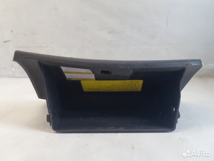 Бардачок Hyundai Elantra седан G4ED 2005