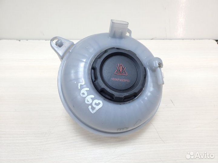 Бачок расширительный Volkswagen Tiguan 2 2021