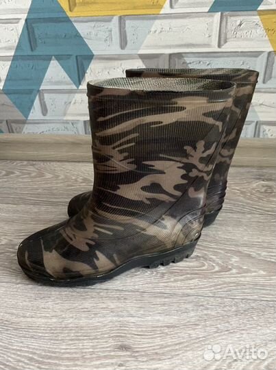 Резиновые сапоги