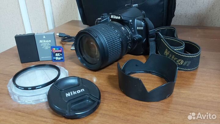 Зеркальный фотоаппарат nikon D3000