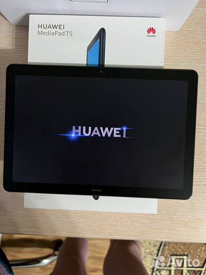 Планшет Huawei mediapad T5