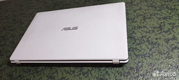 Ноутбук Asus X551M