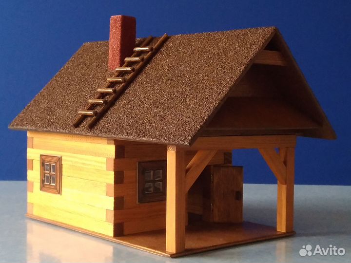 Деревянный дом № 2 (в масштабе 1:32)