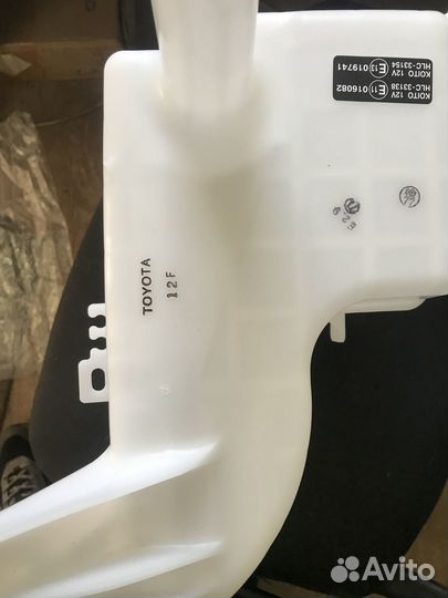 Бачок омывателя toyota camry 11-18/lexus ES250/350