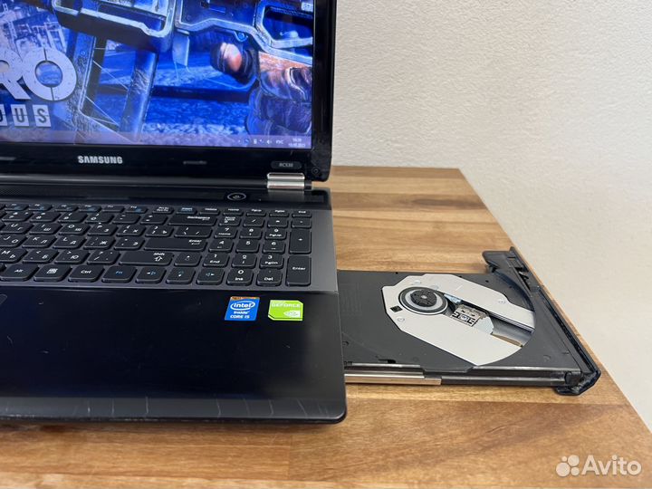Игровой Samsung Core i5-2430M 6Gb SSD 256Gb GT 540