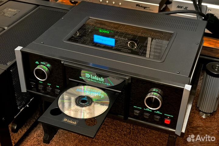Mcintosh mcd 1100 (cd+sacd+usb+dac+preamp+)