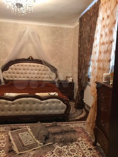 Дом 220 м² на участке 6 сот.