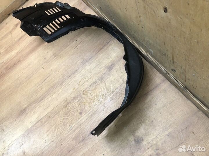 Локер передний правый Toyota Land Cruiser (150) Pr