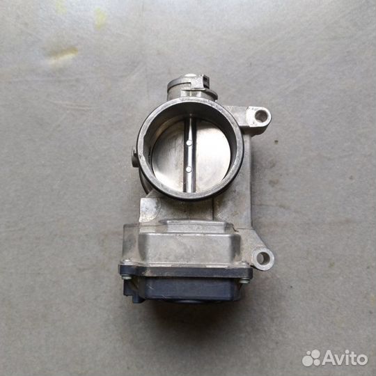 Дросельная заслонка Renault Logan 1.4 2004-2016