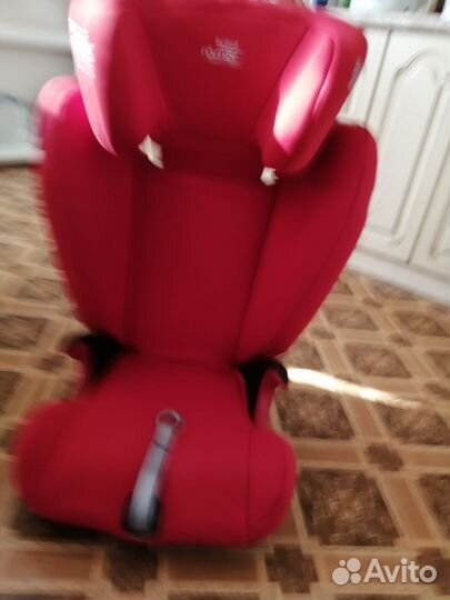 Детское автомобильное кресло от 15 до 36 кг б/у