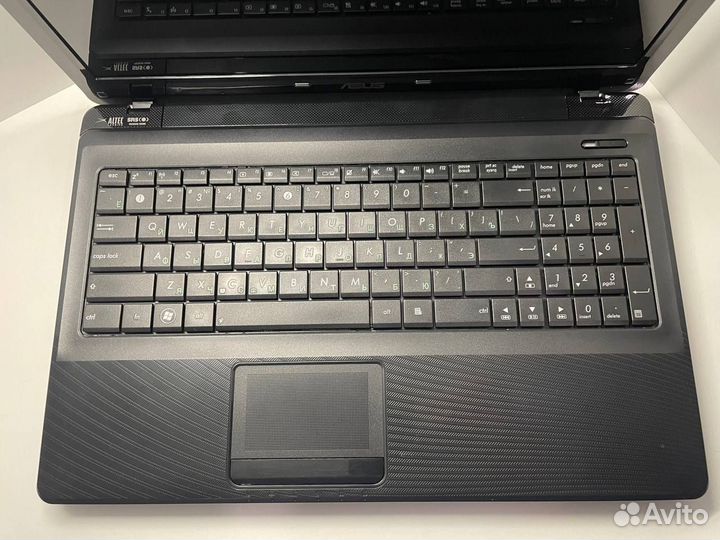 Asus X52N AMD V140/AMD Radeon HD 4200/4Gb DDR3/SSD