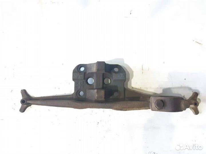 Кронштейн пневмобаллона ведущего моста, левый DAF