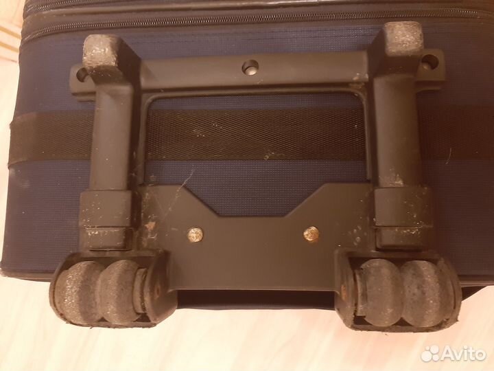 Чемодан на колесах бу большой