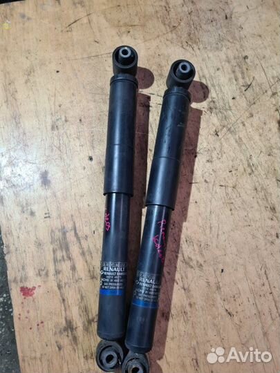 Амортизатор подвески задний Renault Koleos 2010