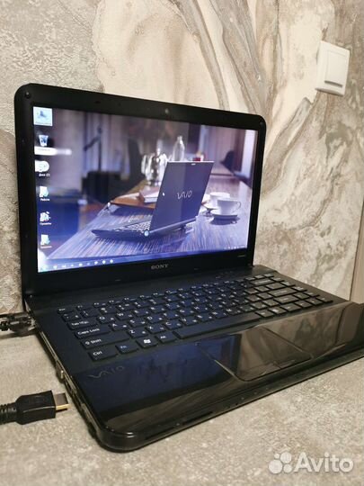 Sony Vaio (vpcea2S1R)