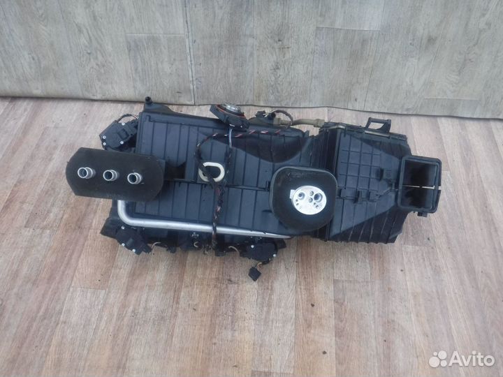 Печка (корпус) BMW 7 F 01 2010