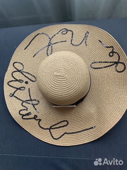 Шляпа женская с широкими полями