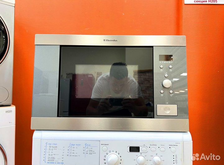 Микроволновая печь встраиваемая бу Electrolux