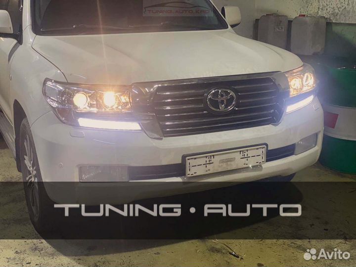 Фары + решетка Toyota Land Cruiser 200 E8958
